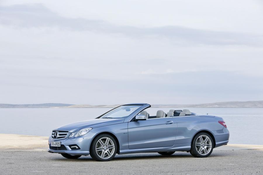  Mercedes-Benz E-Class Cabriolet 2011 года  (фото 70 из 108)